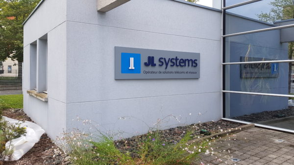 Enseignes 3x2m et enseigne corporate – JL SYSTEMS à St-Etienne